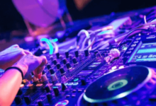 Choosing the Right DJ to Create the Perfect Atmosphere for Your Event