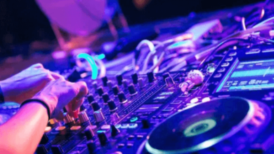 Choosing the Right DJ to Create the Perfect Atmosphere for Your Event