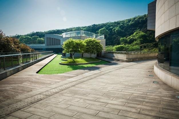 Effective Tips for Building a Long-Lasting Driveway