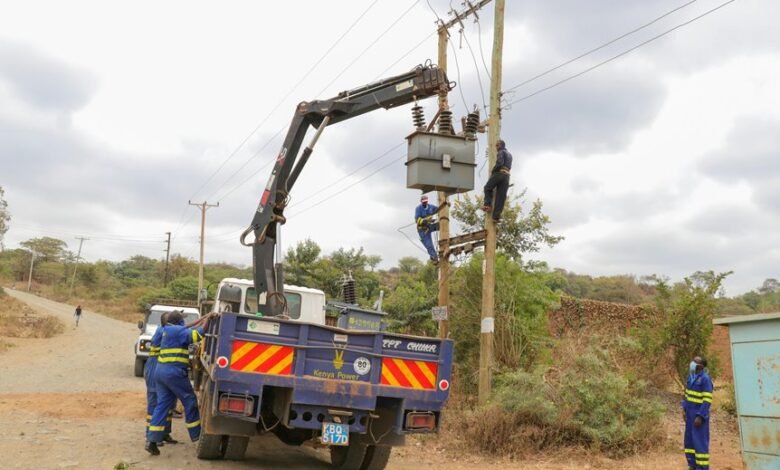 apex relay dock aurora